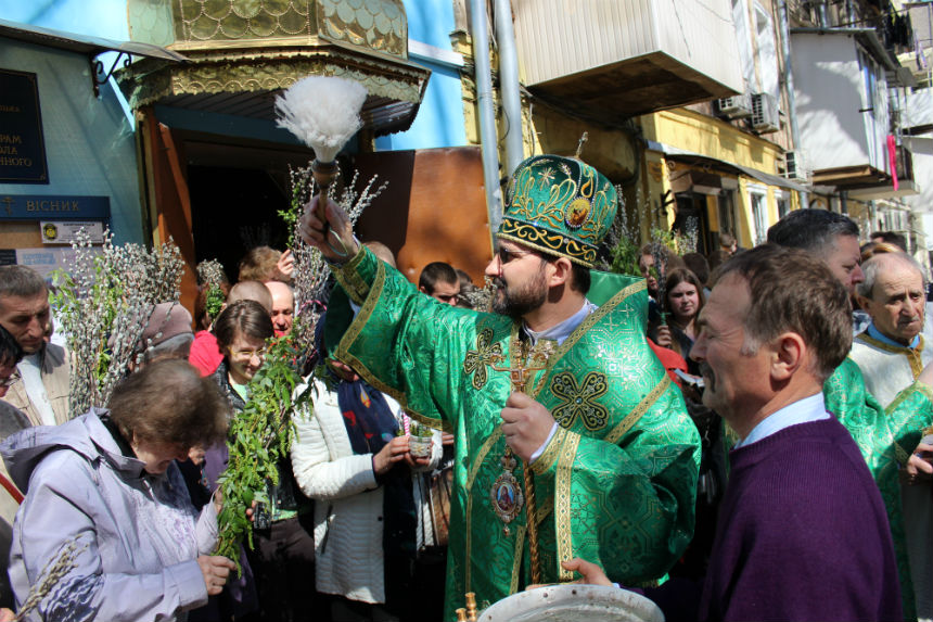 Архієрейська Св. Літургія та освячення вербових гілочок в Одесі