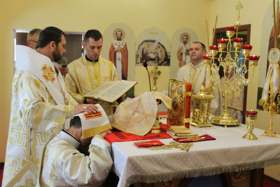 На свято Вознесіння Господнього владика Михаїл рукоположив пресвітера і двох дияконів