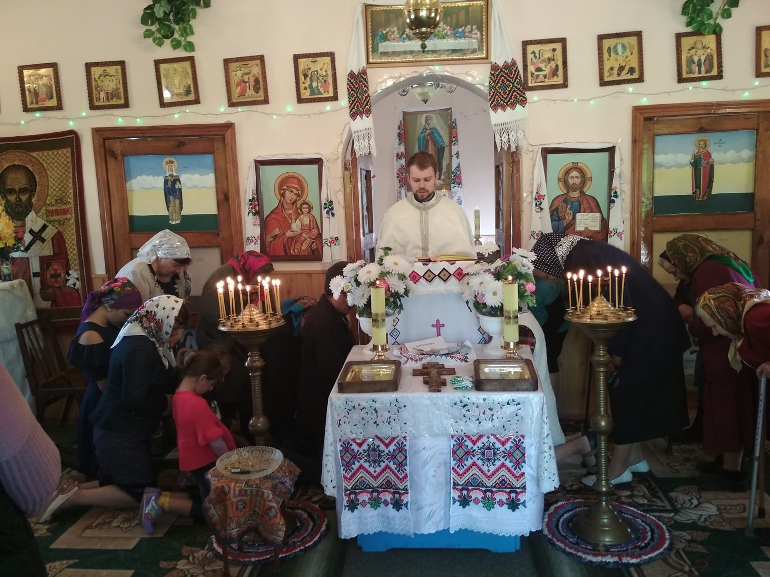 На парафії Покрова Пресвятої Богородиці м. Миколаєва обговорювали соціальні потреби громади