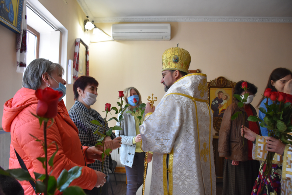 Вітальне слово владики Михаїла до Матерів