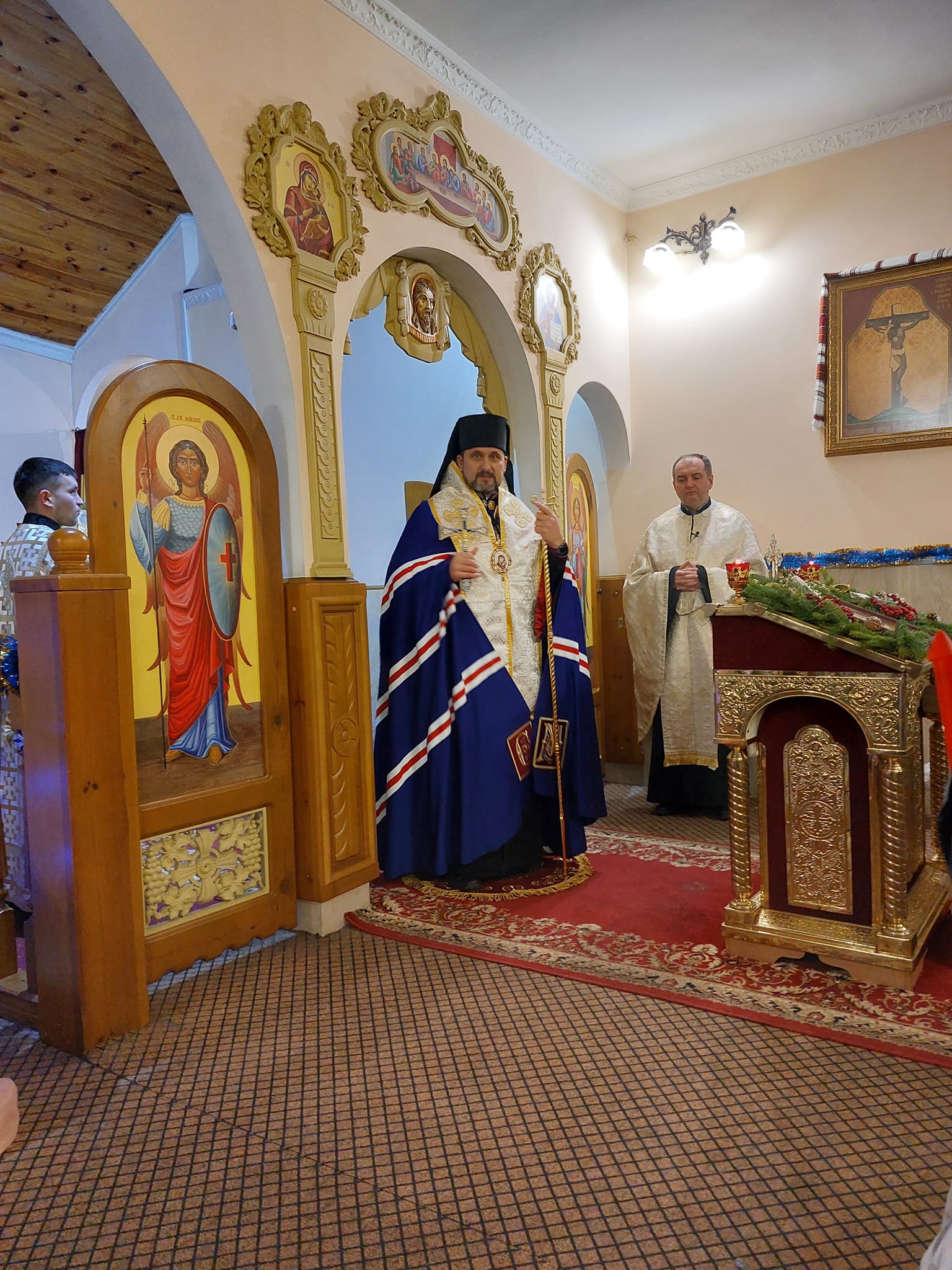 Велике Повечір’я з Литією у катедральному храмі св. ап. Андрія очолив владика Михаїл